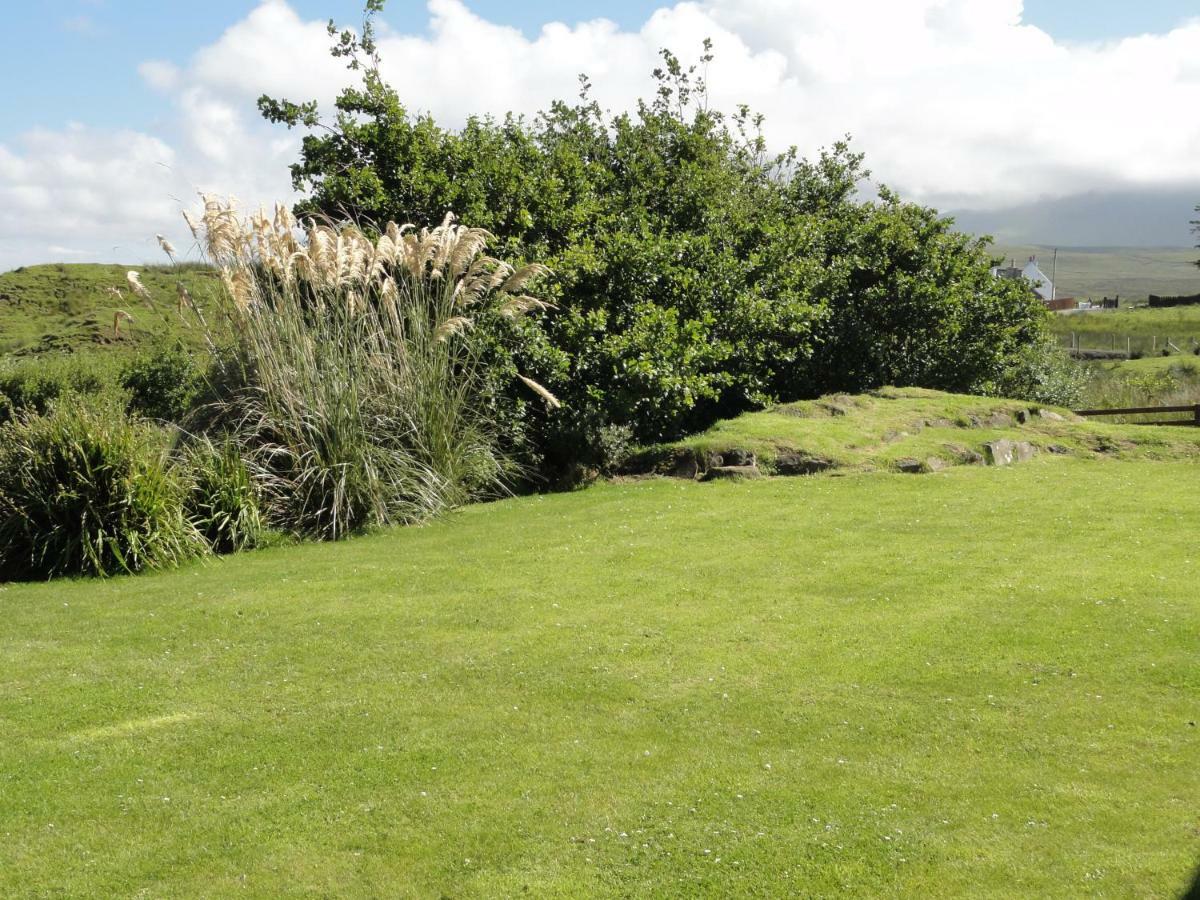 Driftwood Cottage Staffin Exterior photo