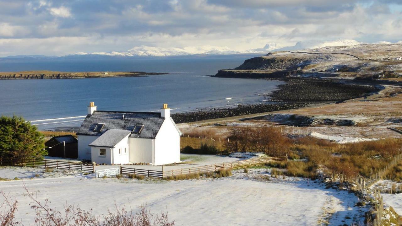 Driftwood Cottage Staffin Exterior photo